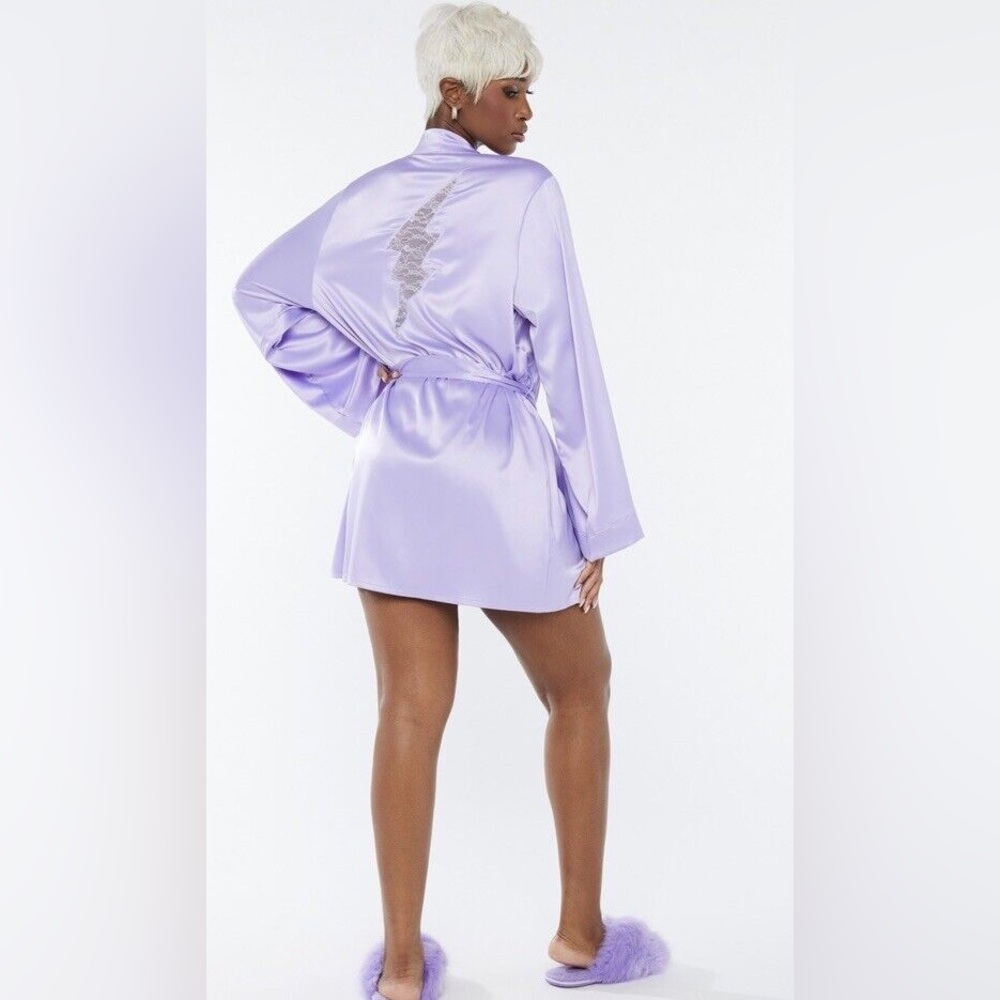 Savage x Fenty Women’s Violet Voltage Luxe Satin Robe with Lightning Bolt Detail